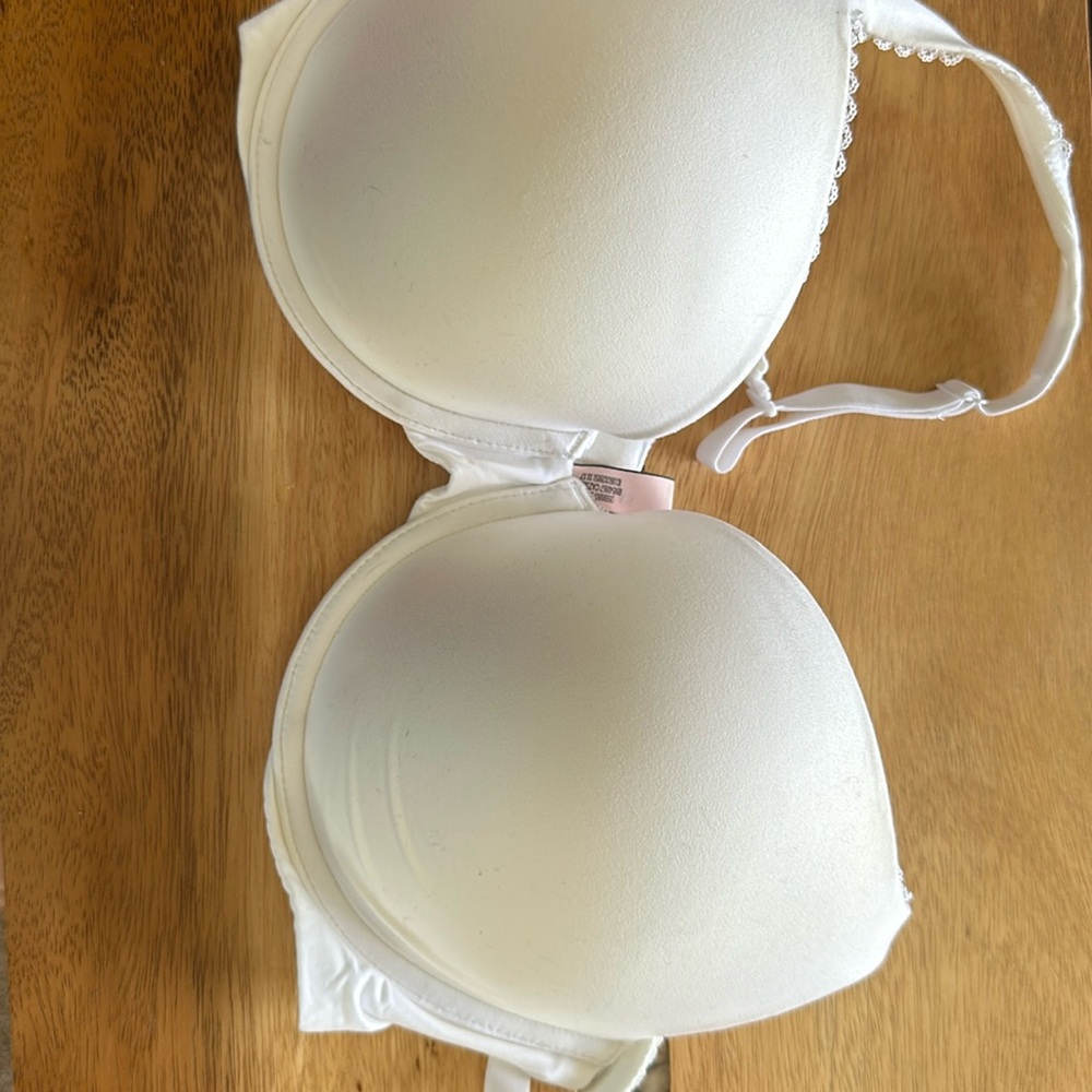 Like new VS bra